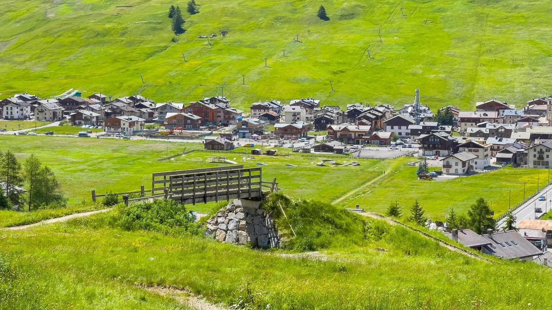 Gembro - Happy Rentals Livigno Apartment